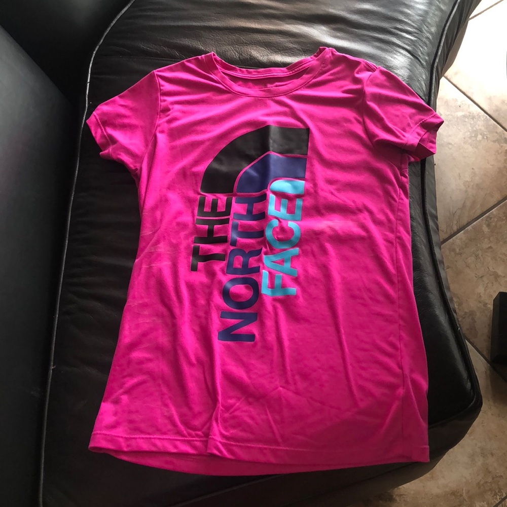North Face Women’s Medium T-Shirt
